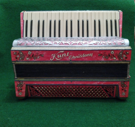 Veľmi zaujímavý akordeón Kunt Ohnišťany
